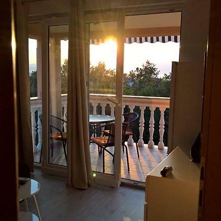 Apartment Poleti Малинска Экстерьер фото